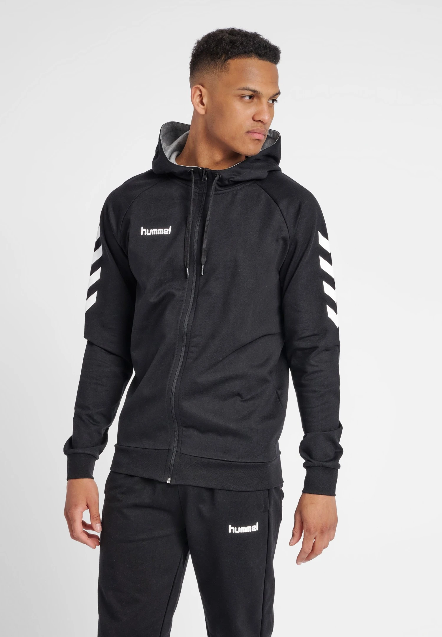 Hummel Zip Hoodie - Sweater Met Rits - Black 3 Hummel Zip Hoodie - Sweater Met Rits - Black