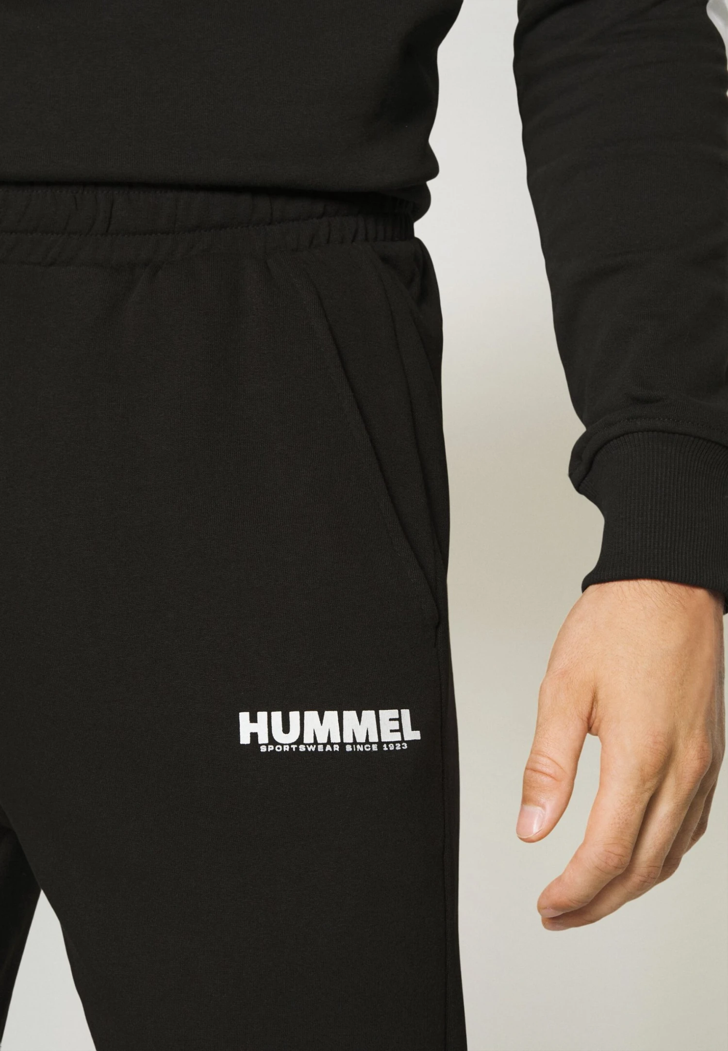 Hummel Hmllegacy- Trainingspak - Black 8 Hummel Hmllegacy- Trainingspak - Black - Afbeelding 6