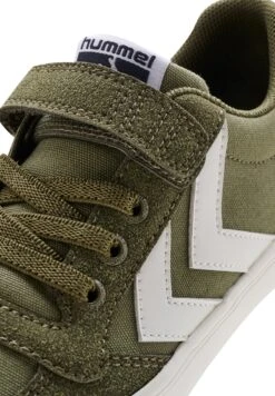 Hummel Slimmer Stadil Low Jr - Sneakers Laag - Capulet Olive -Hummel 3e91d244c4da437fa826be7b93225904