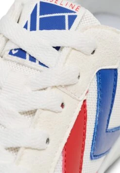 Hummel Baseline - Trainingsschoen - White/Blue/Red 14 Hummel Baseline - Trainingsschoen - White/Blue/Red -Hummel 6482f851c6874dbcb11714bd8389a782