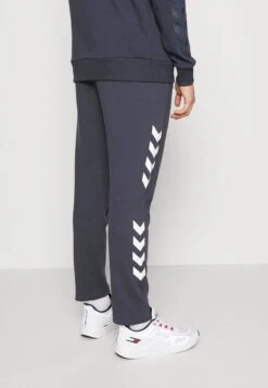 Hummel Legacy Tracksuit - Trainingspak - Blue Nights -Hummel 689036906e5746c1afc2811fd72890ad