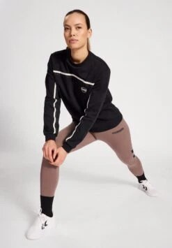 Hummel Hmllgc Mai Boxy - Sweater - Black -Hummel 6b062e6a99a446c0aa977e155cc677ee