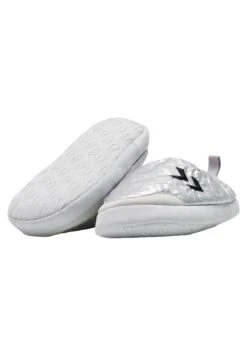 Hummel Junior- Pantoffels - Silver 13 Hummel Junior- Pantoffels - Silver -Hummel 767d1031273c4c188726784648f3994b