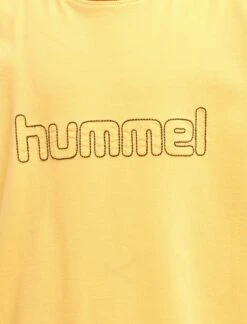 Hummel Hmlcloud- T-Shirt Print - Cornsilk -Hummel 89f59fcc3e214c21b47477765daf19a2