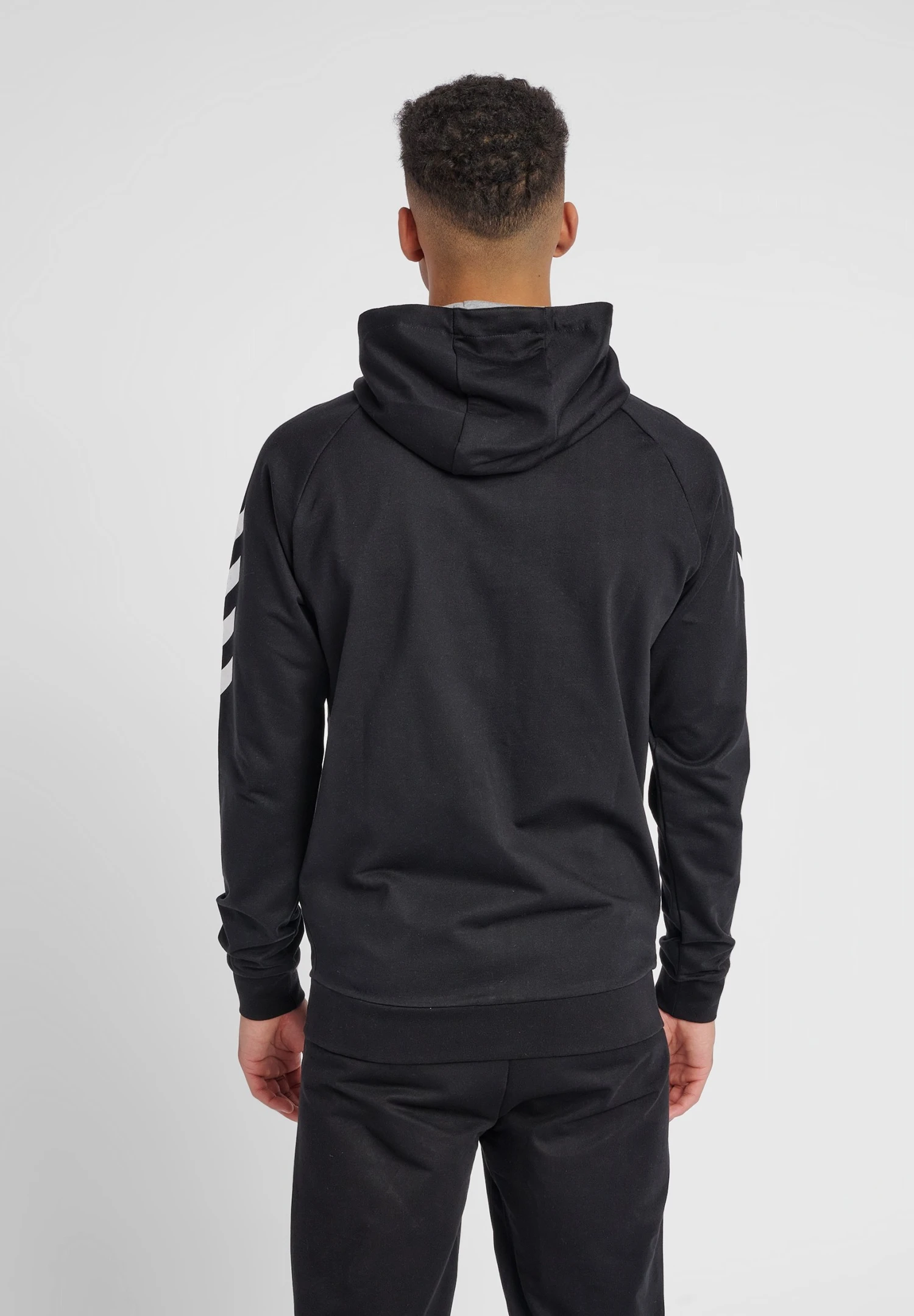 Hummel Zip Hoodie - Sweater Met Rits - Black 5 Hummel Zip Hoodie - Sweater Met Rits - Black - Afbeelding 3
