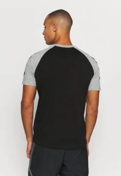 Hummel Legacy Blocked - T-Shirt Print - Black -Hummel 9efab2a4084442f4b6542c2e8a37859e