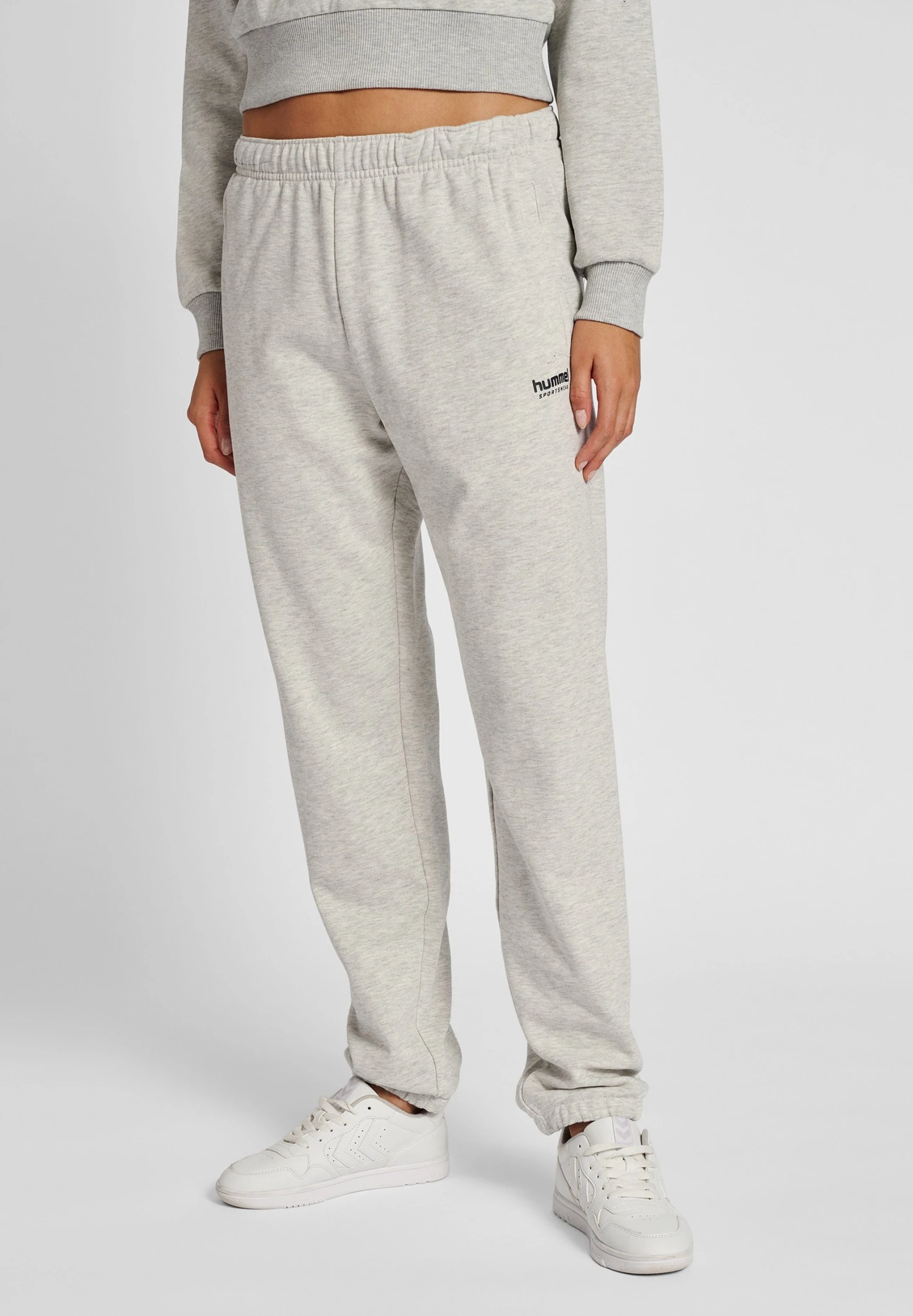 Hummel Hmllgc Shai Regular- Trainingsbroek - Tofu Melange 3 Hummel Hmllgc Shai Regular- Trainingsbroek - Tofu Melange