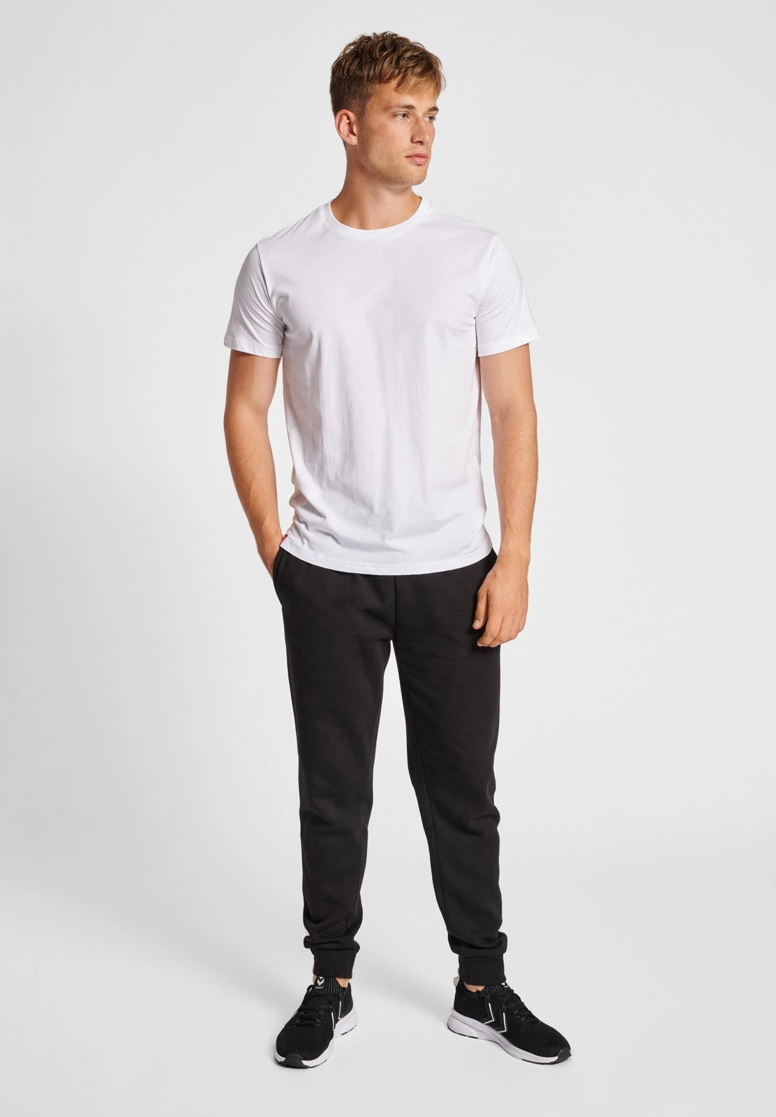 Hummel T-Shirt Basic - White 4 Hummel T-Shirt Basic - White - Afbeelding 2