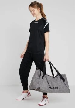 Hummel Core - Sporttas - Grey Melange 15 Hummel Core - Sporttas - Grey Melange -Hummel e1bc3b8552374a8b9538a20db97af949