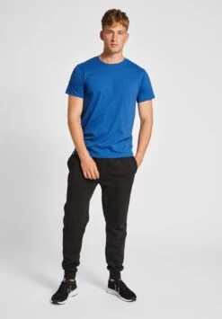 Hummel T-Shirt Basic - True Blue 11 Hummel T-Shirt Basic - True Blue -Hummel e333c2ce6e4b4b44b9e0332ad4e69b3b