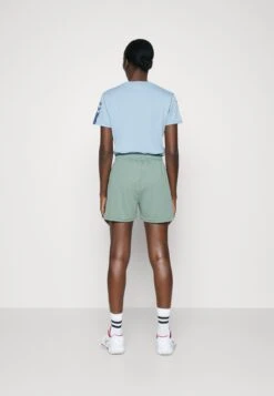 Hummel Hmlactive Pl - Korte Broeken - Sea Spray -Hummel e9f61bb798b34fcea29d3836ce2eea15