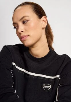 Hummel Hmllgc Mai Boxy - Sweater - Black -Hummel f4ab2946122b450c8ecccad41eaf86d3